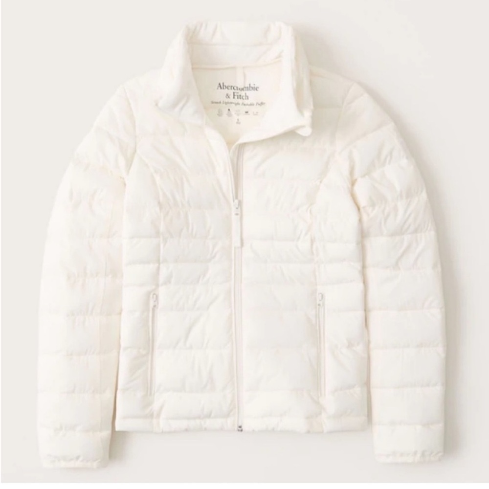 Abercrombie and Fitch lightweight packable puffer in ivory size xs